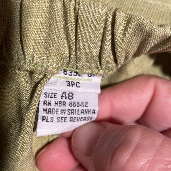 Main St. Classics short sleeve pantsuit size A8 100% polyester - Picture 9 of 12